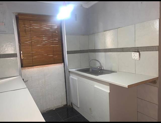 4 BEDROOM HOUSE FOR SALE IN WESTRIDGE